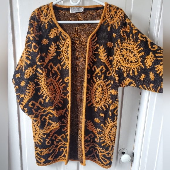 Vintage Italian Wool Sweater. Magical! - Picture 3 of 5